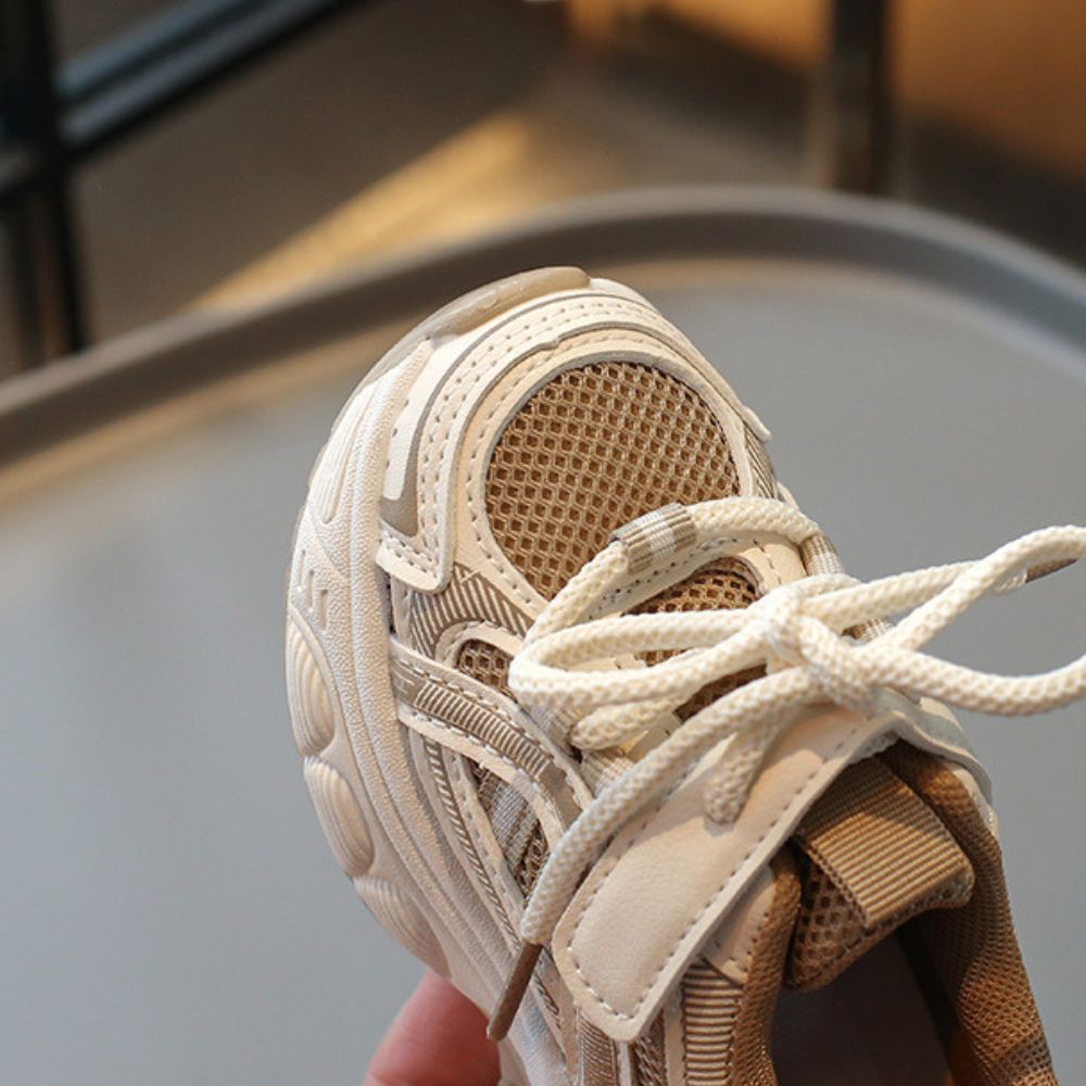 Sport Shoes For Boys In Dual Color