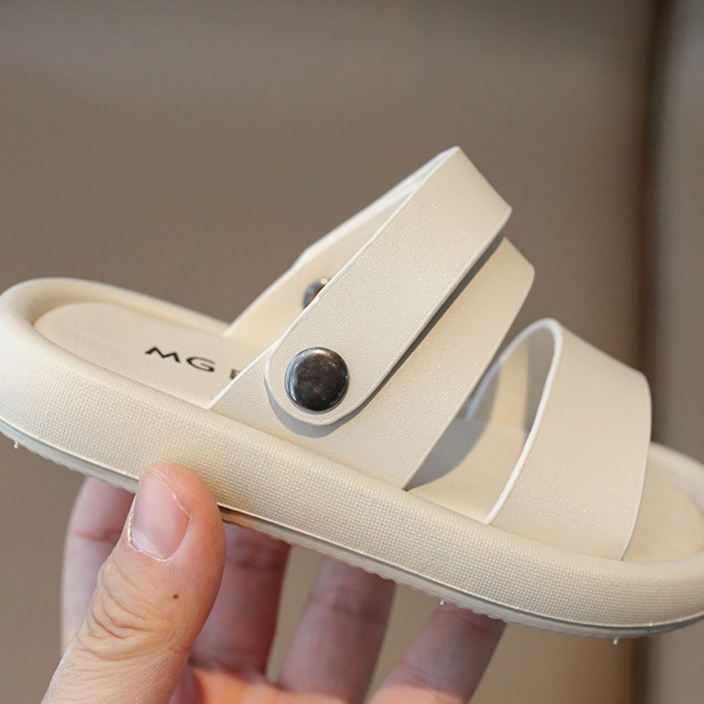 Extra Grip Flat Sole Soft Sandals For Kids